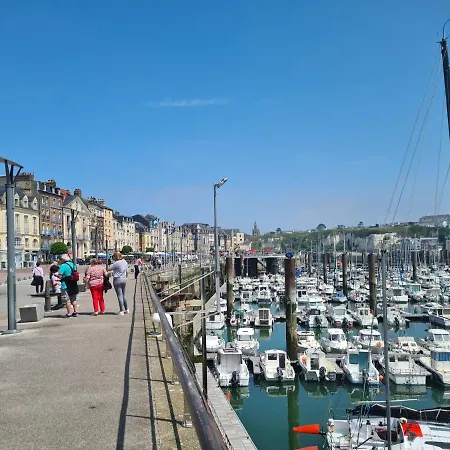 Le Bout Du Quai Lägenhet *